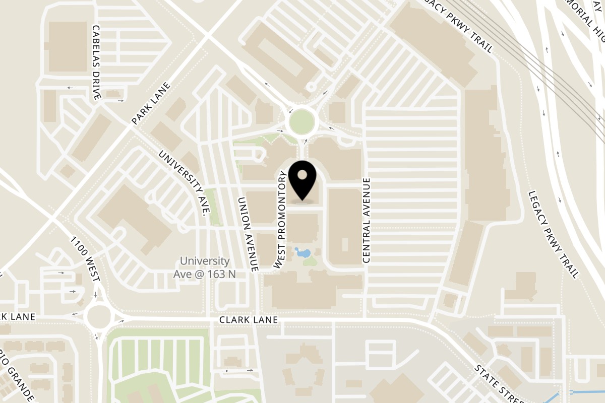 Map showing the location of Bonnie & Clydes Farmington on 905 Forbush Pl in Farmington